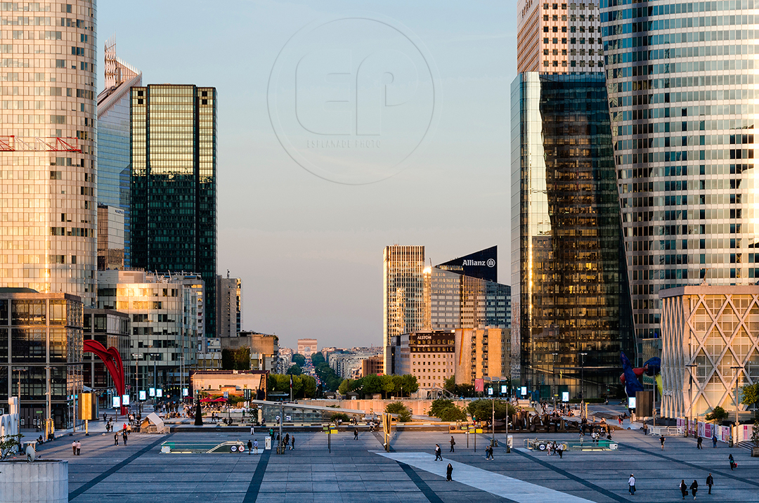 LA DÉFENSE Heure Dorée ESPLANADE PHOTO 01