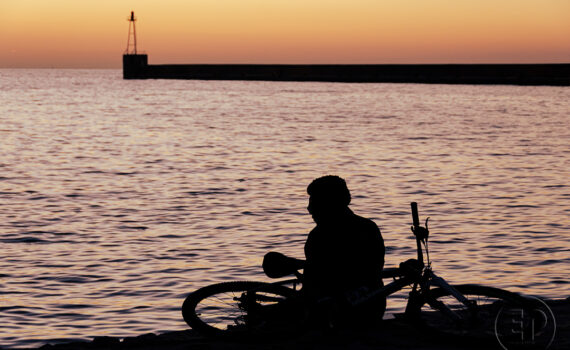 Instantanés de Vie au Vieux-Port de Marseille 02