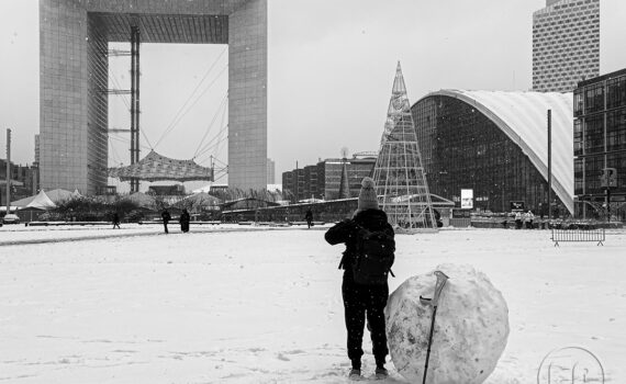 La Défense Topographie du silence 01